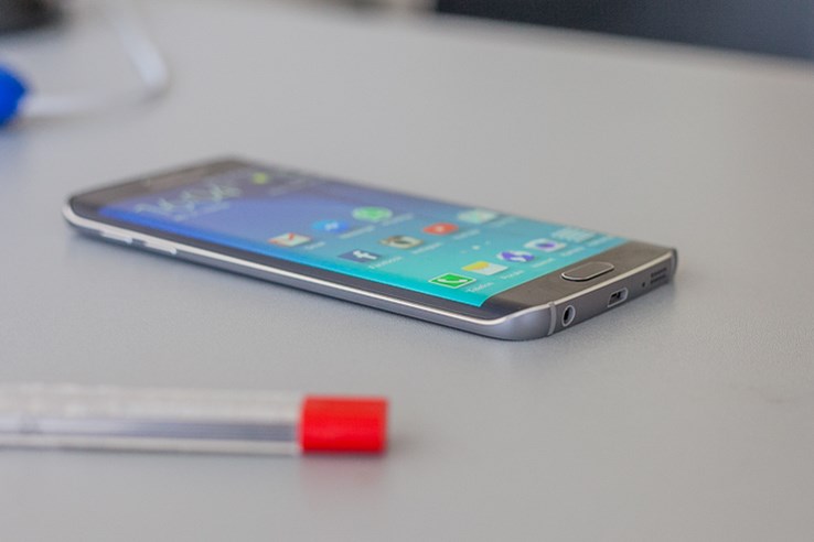 Samsung Galaxy S6 Edge (9).jpg